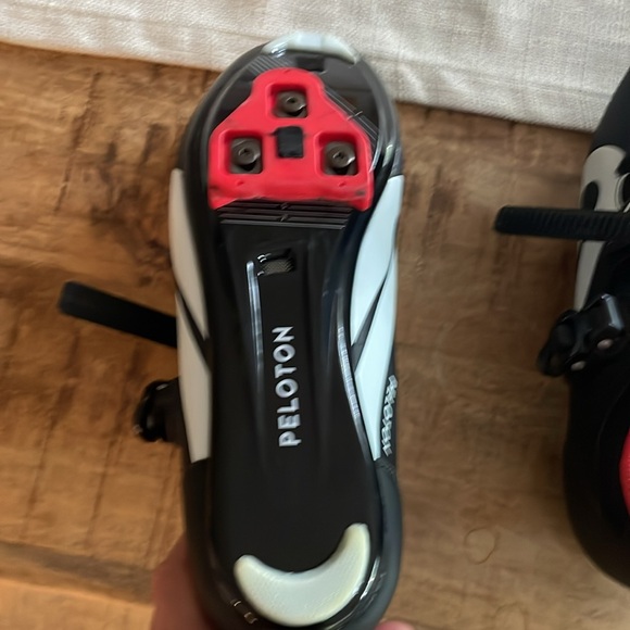 Peloton shoes. Size 43 (men’s 10) - Picture 4 of 5